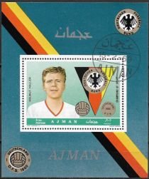 Helmut Haller (1939 - 2012), Midfielder