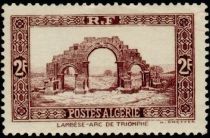 Arc de Triomphe, Lambese