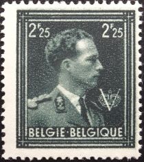 King Leopold III with 'V' and crown