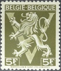 Heraldic Lion with 'V'