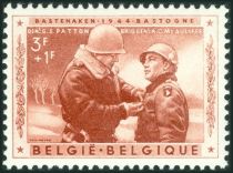 General Patton decorates Mac Auliffe