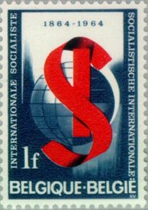 Intertwined Initials “SI” on Globe