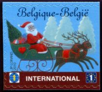 Santa Claus, Reindeer, Sleigh International - Right imperf