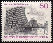 Landwehr Canal, Shell House