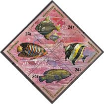 Tenant with 4 Stamps - Fish