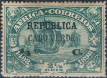 Fleet of Vasco da Gama on the run - on Africa stamp