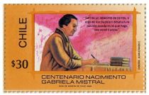 Gabriela Mistral writing