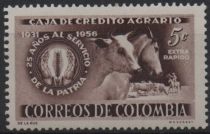 Cattle (Bos primigenius taurus),Horse (Equus ferus caballus)