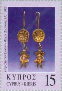 Jewelry - Pair of gold earrings, Marion, 3rd cent. B.C.